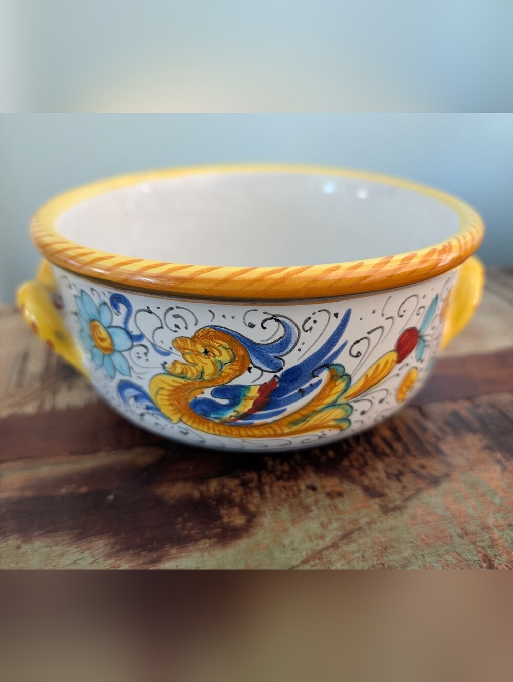Deruta Italy Italian Pottery Raffaellesco Griffin Dragon 5.5 inch Bowl